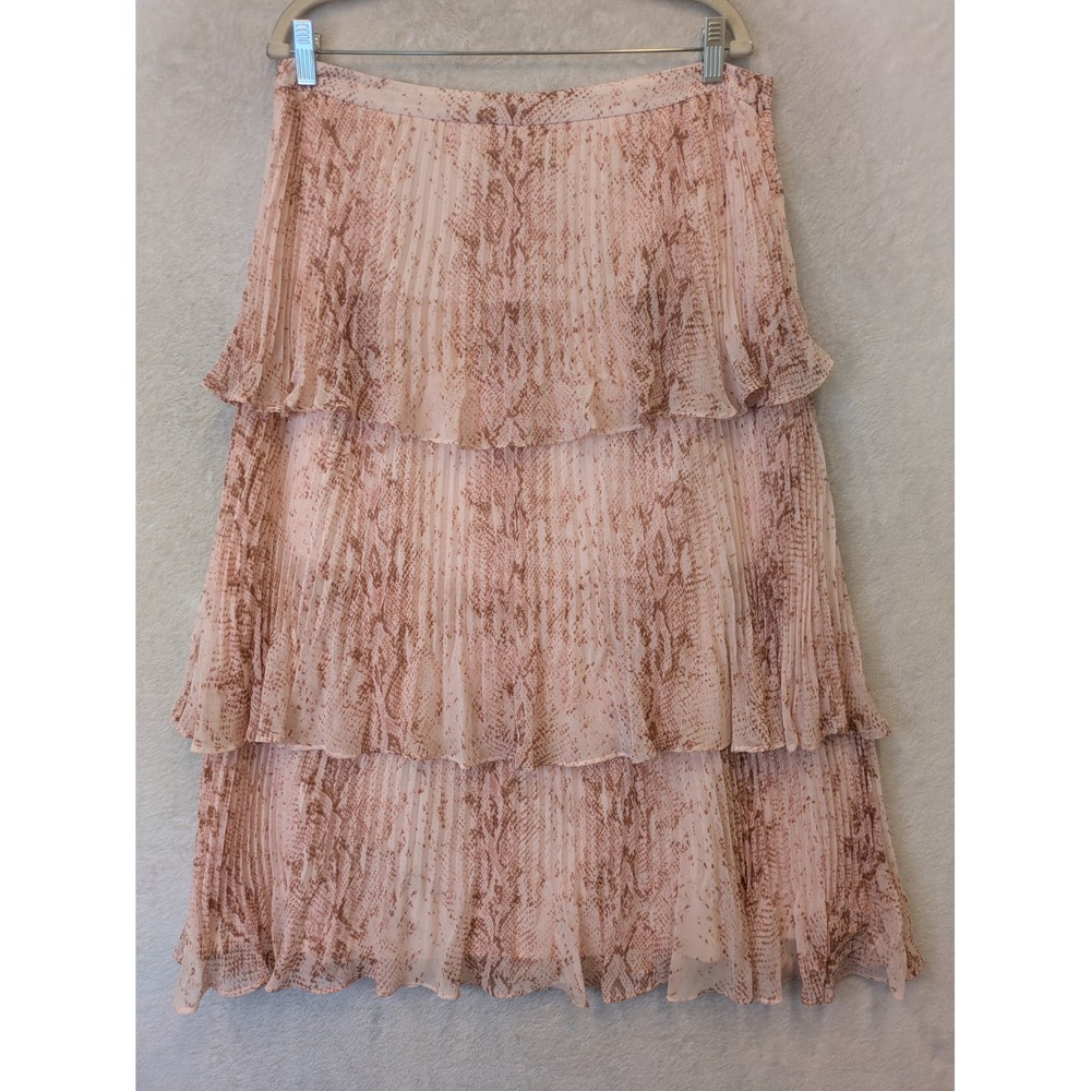Rachel Parcell Tiered Midi Skirt Women's L Pink Snakeskin‎ Pleated Ruffle